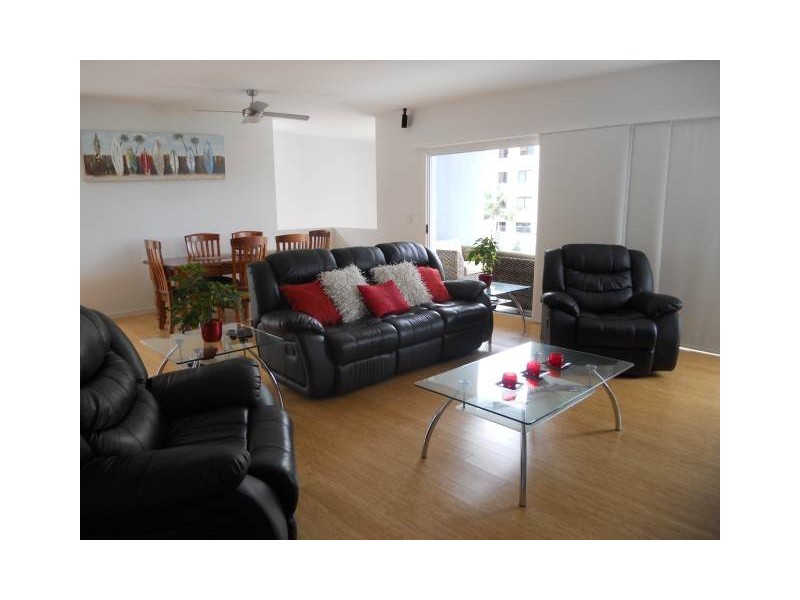 20 Mari Street, Alexandra Headland QLD 4572