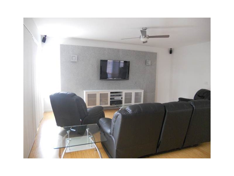 20 Mari Street, Alexandra Headland QLD 4572