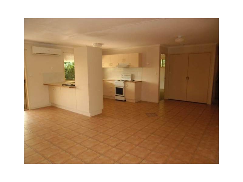 2 Blackwood Street, Maroochydore QLD 4558