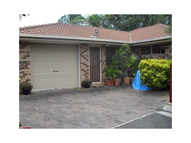 2 Blackwood Street, Maroochydore QLD 4558