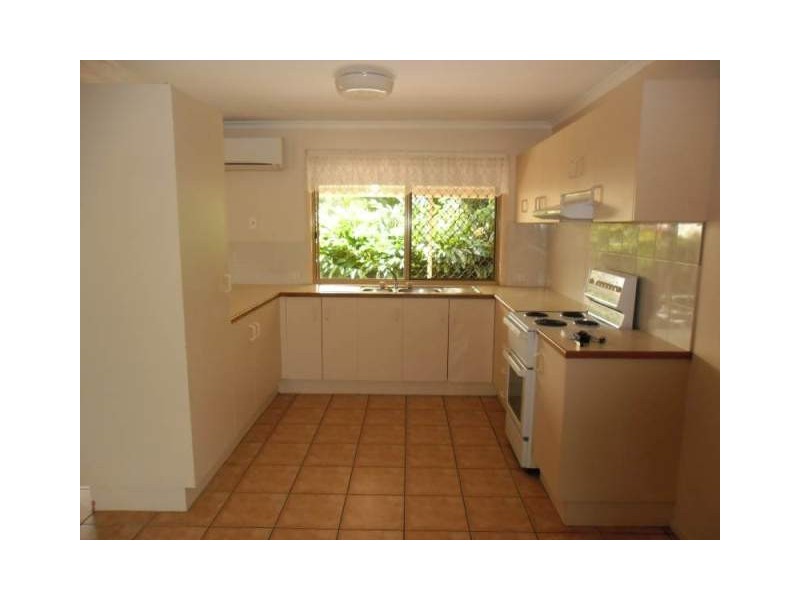 2 Blackwood Street, Maroochydore QLD 4558