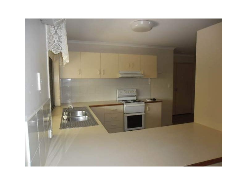 2 Blackwood Street, Maroochydore QLD 4558