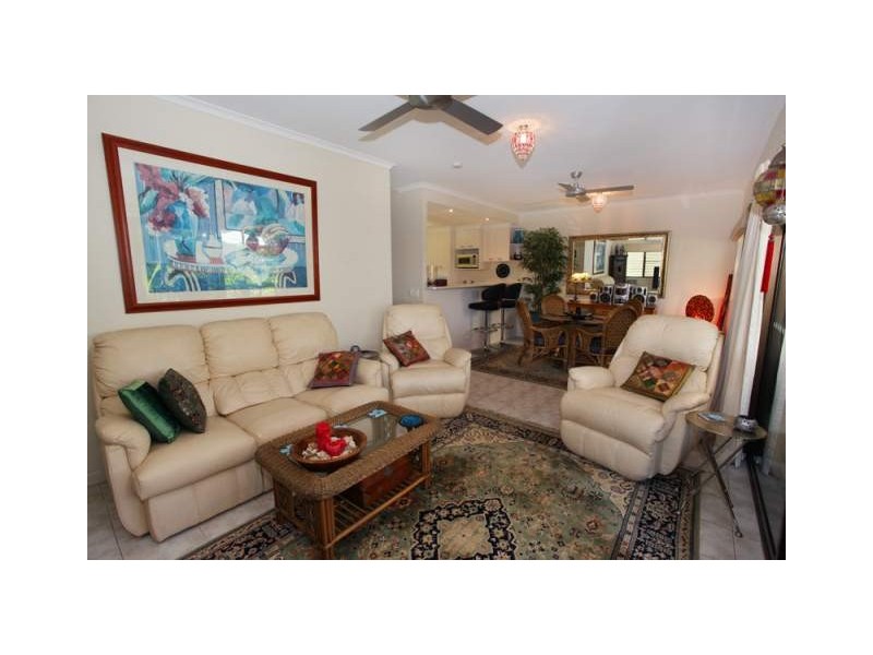 1/17 William Street, Alexandra Headland QLD 4572