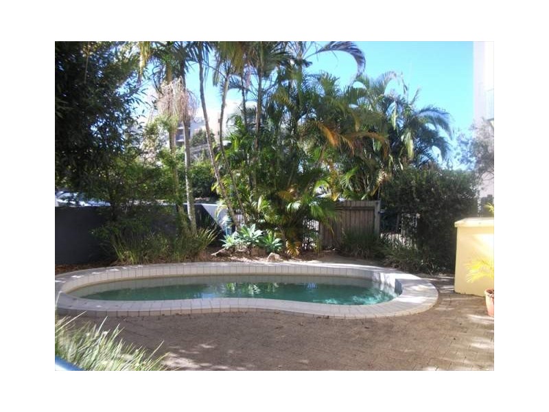 8/11 Foote Street, Mooloolaba QLD 4557