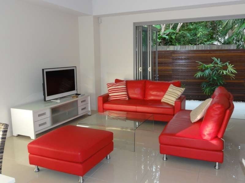 4/8 Leo Crescent, Alexandra Headland QLD 4572
