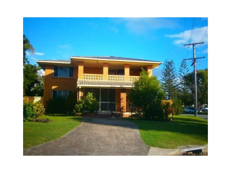 12 Akounah Court, Buddina QLD 4575