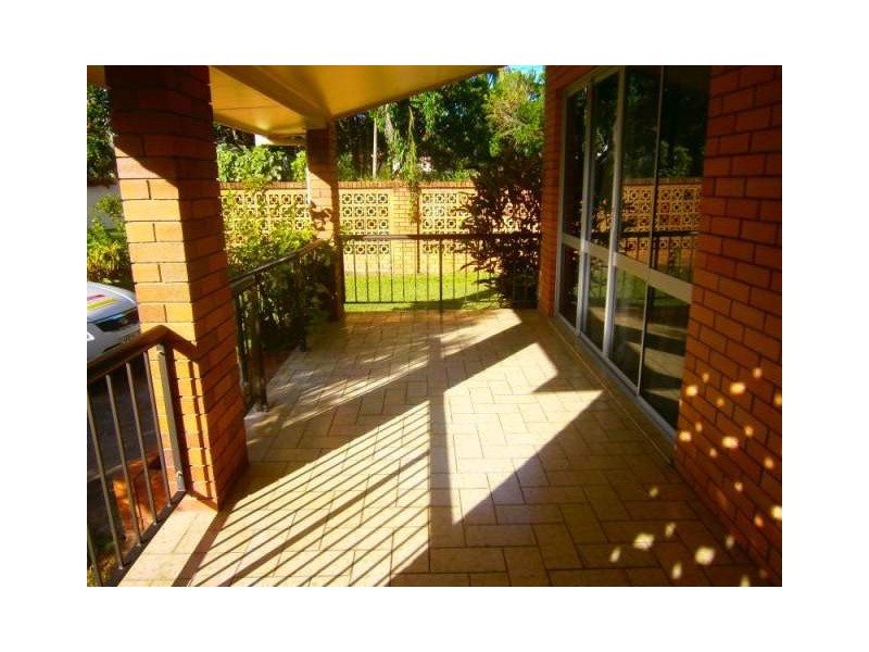 12 Akounah Court, Buddina QLD 4575