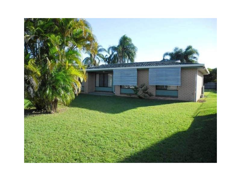 104 Nicklin Way, Warana QLD 4575