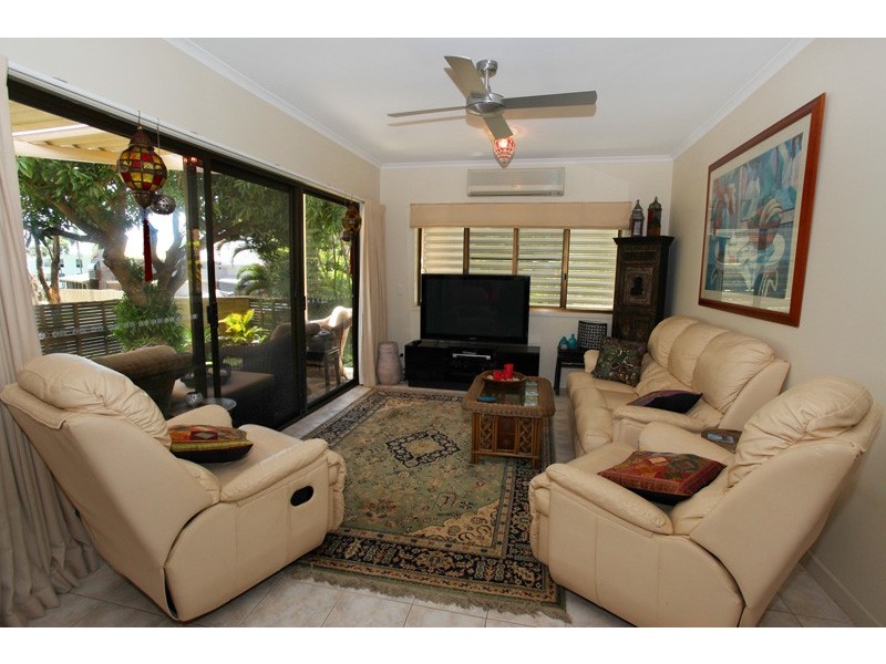 Unit 1 ‘Anewen Court’ 17 William Street, Alexandra Headland QLD 4572