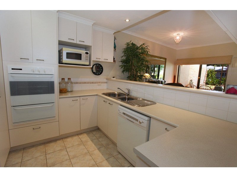 Unit 1 ‘Anewen Court’ 17 William Street, Alexandra Headland QLD 4572