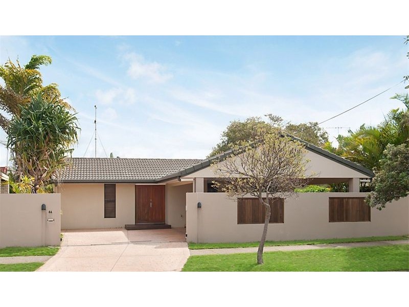 46 Point Cartwright Drive, Buddina QLD 4575