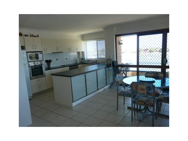 7/19 Carinya Street, Mooloolaba QLD 4557