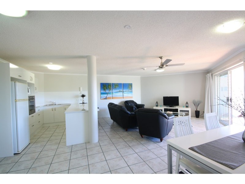 Unit 18 ‘Surfside On The Beach’ 147 Lowanna Drive, Buddina QLD 4575