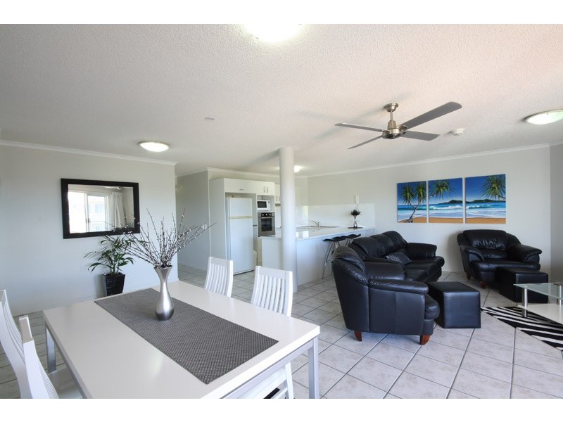 Unit 18 ‘Surfside On The Beach’ 147 Lowanna Drive, Buddina QLD 4575