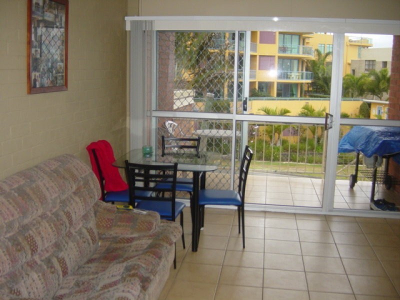 10/15 Buderim Avenue, Mooloolaba QLD 4557