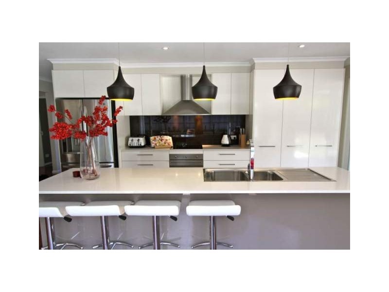 140 Goonawarra Drive, Mooloolaba QLD 4557