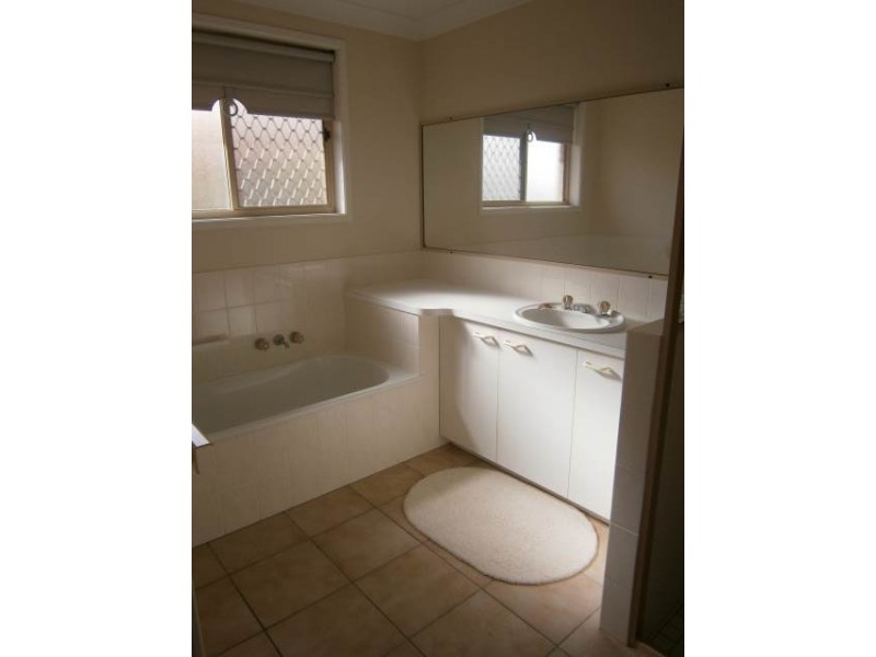 75 Chelsea Crescent, Minyama QLD 4575