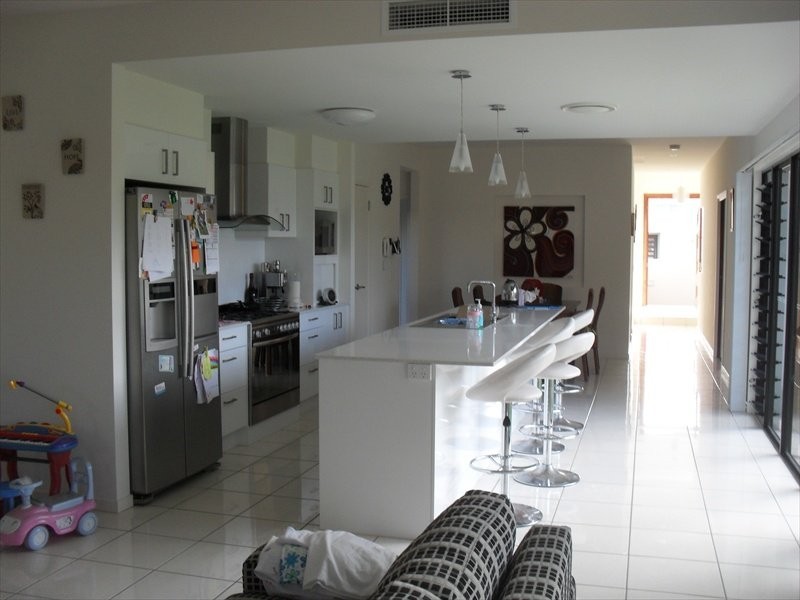 5 Karumba Street, Warana QLD 4575