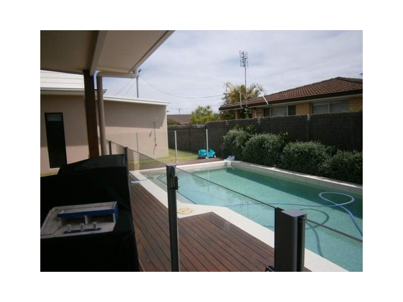 5 Karumba Street, Warana QLD 4575
