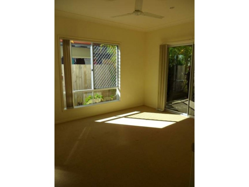 10 Irving Place, Sippy Downs QLD 4556