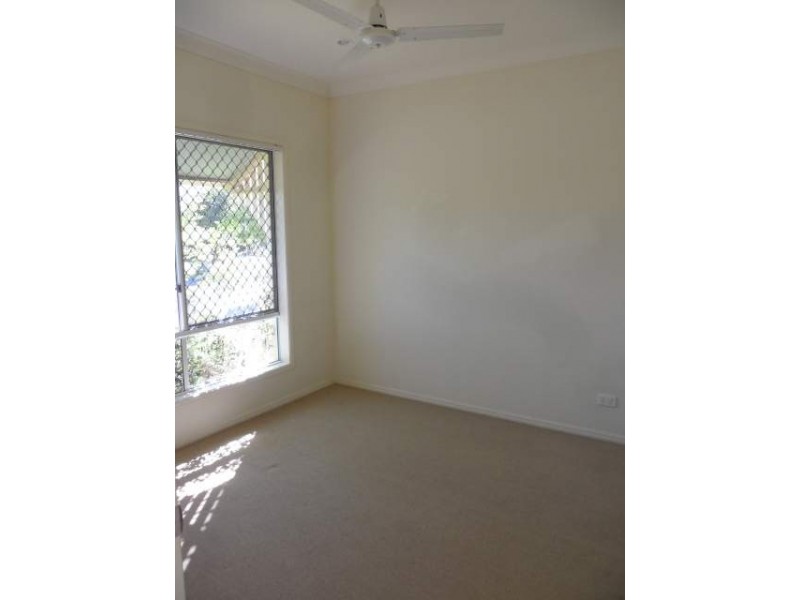 10 Irving Place, Sippy Downs QLD 4556