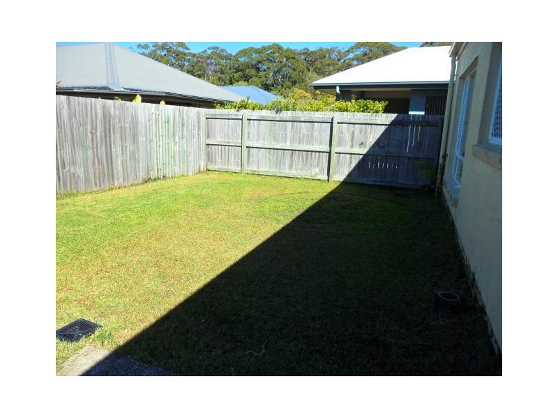 10 Irving Place, Sippy Downs QLD 4556