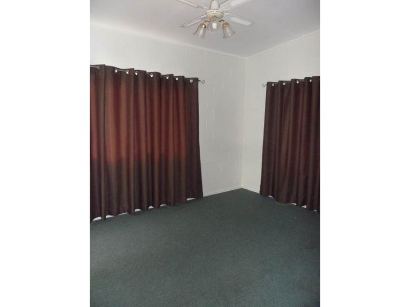 2/5 Ulmarra Court, Mooloolaba QLD 4557