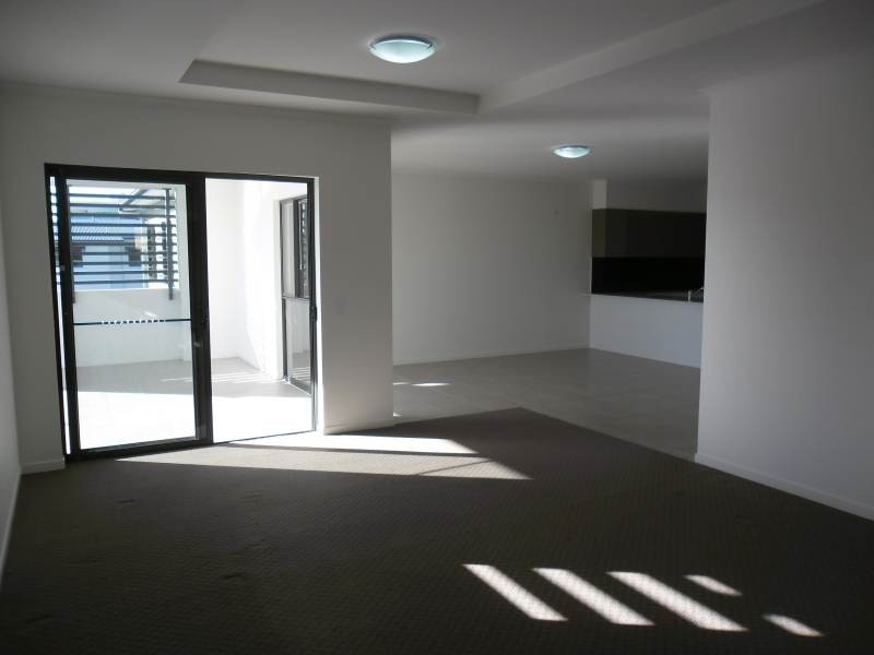 7/80 Beach Parade, Maroochydore QLD 4558