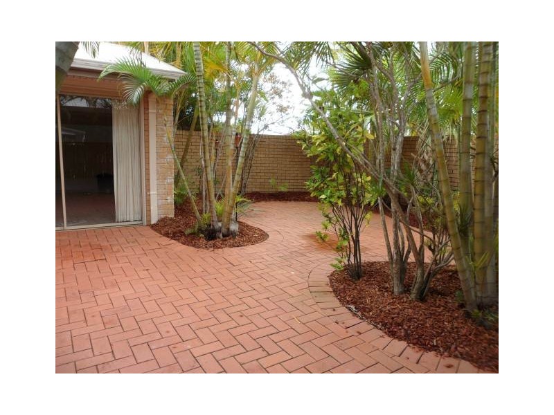 2 Nooree Street, Wurtulla QLD 4575