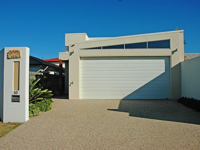 10 Mauritius Crescent, Kawana Island QLD 4575