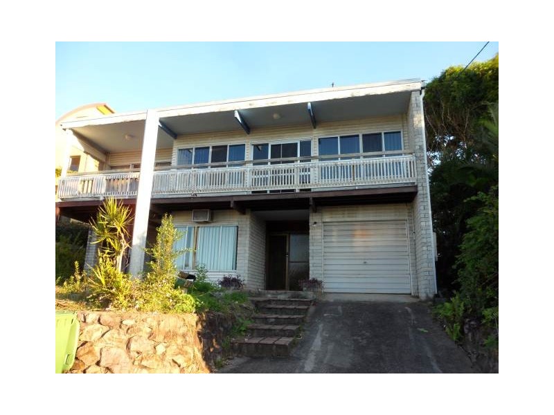33 Buderim Avenue, Mooloolaba QLD 4557