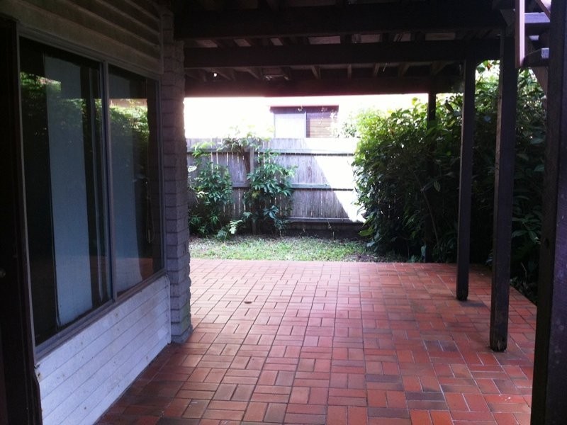 33 Buderim Avenue, Mooloolaba QLD 4557