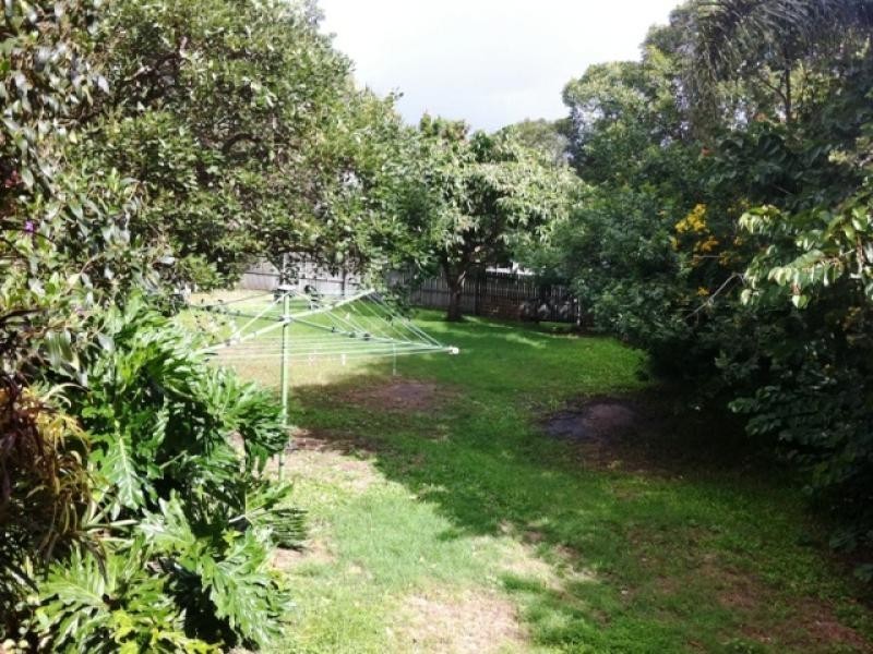 33 Buderim Avenue, Mooloolaba QLD 4557