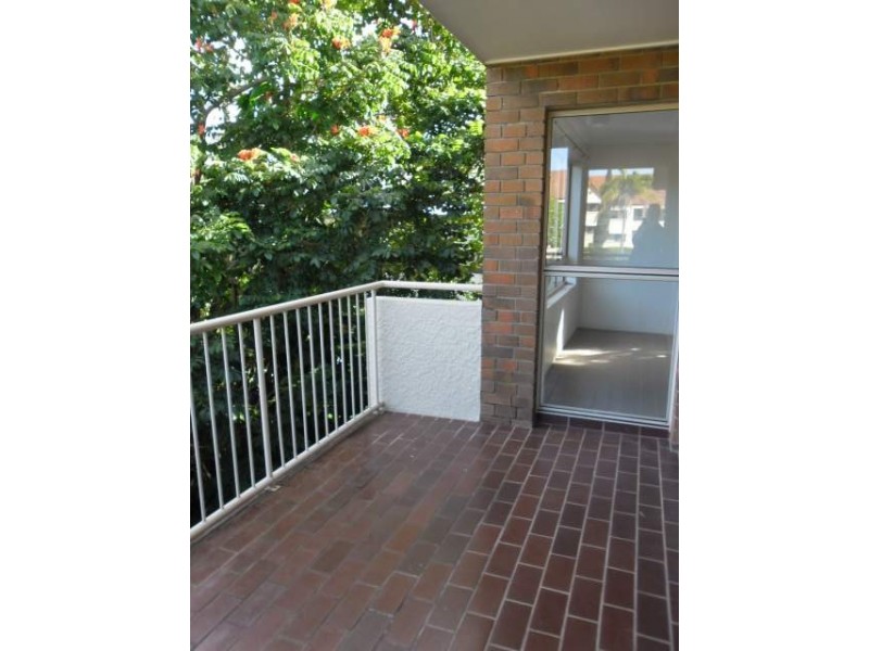 12/2 Camfield Street, Alexandra Headland QLD 4572