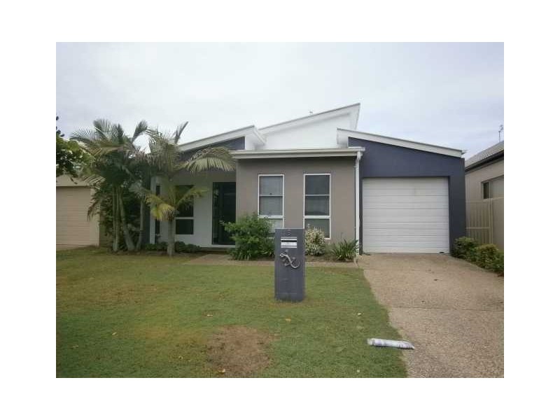 6 Flores Street, Kawana Island QLD 4575
