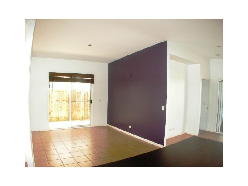 6 Flores Street, Kawana Island QLD 4575