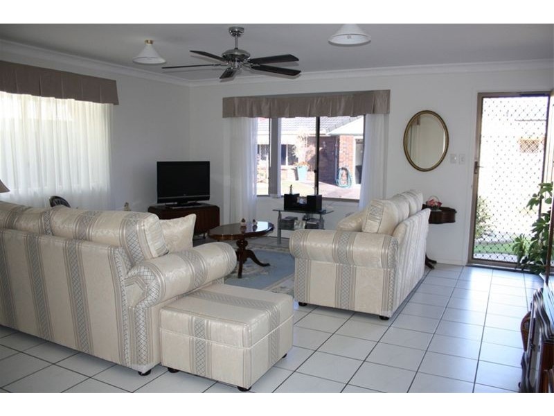 UNIT 130 REGENTS LANDING 19 ARWEN STREET, Maroochydore QLD 4558