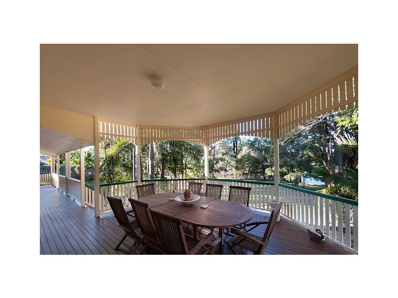 15 Karawatha Drive, Mountain Creek QLD 4557