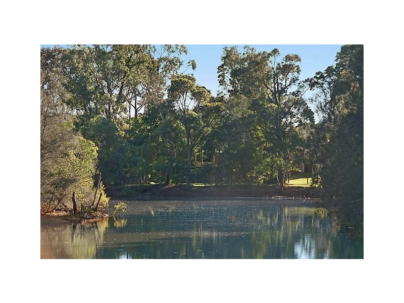 15 Karawatha Drive, Mountain Creek QLD 4557