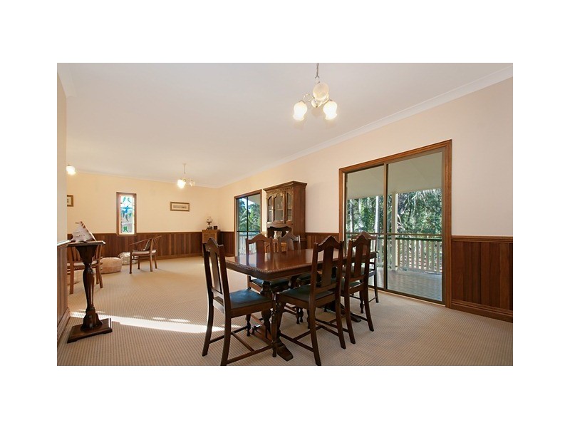 15 Karawatha Drive, Mountain Creek QLD 4557