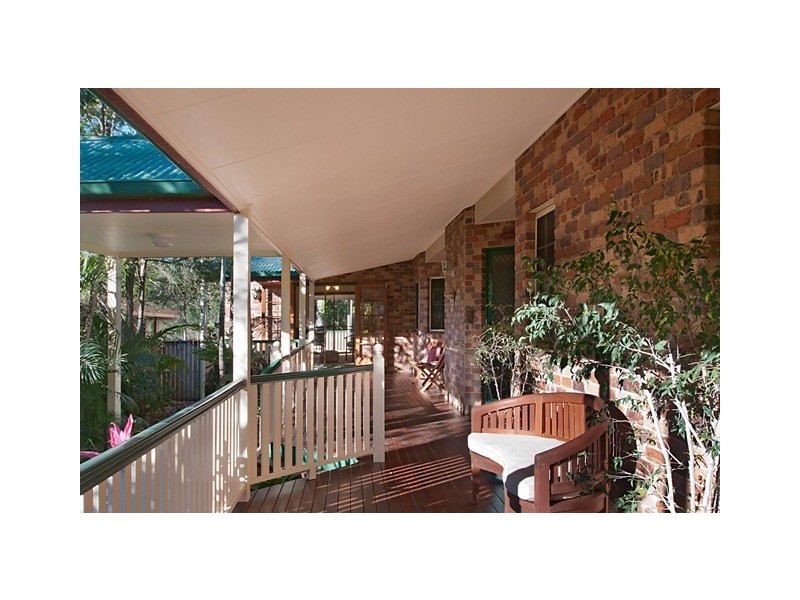 15 Karawatha Drive, Mountain Creek QLD 4557