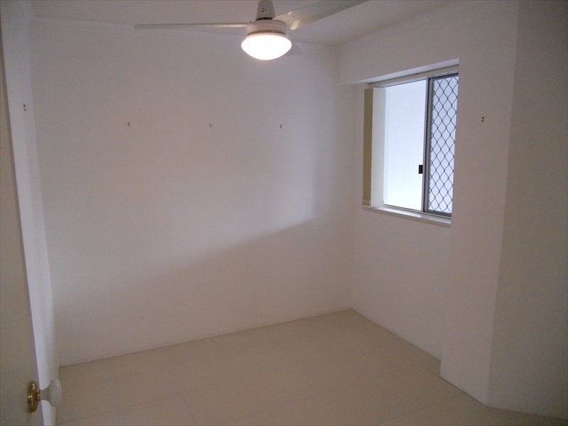 2/11 Foote Street, Mooloolaba QLD 4557