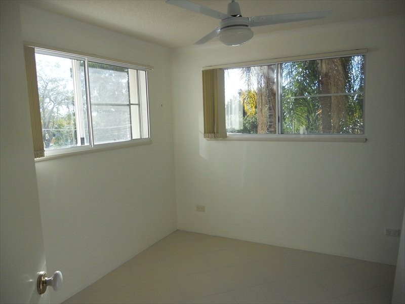 2/11 Foote Street, Mooloolaba QLD 4557