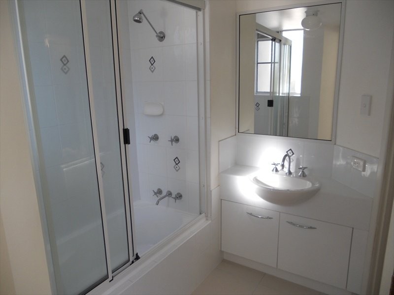 2/11 Foote Street, Mooloolaba QLD 4557