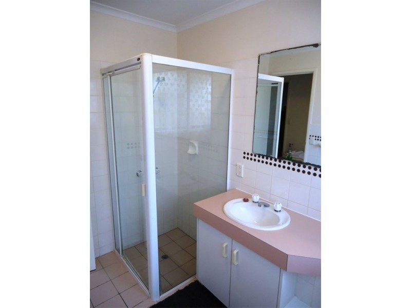 19 Bandaroo Street, Warana QLD 4575