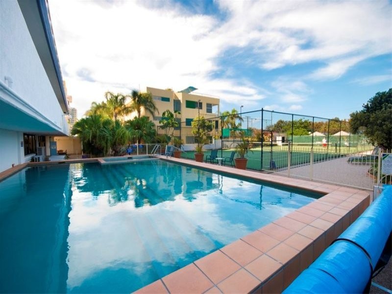 81 Sixth Avenue, Maroochydore QLD 4558