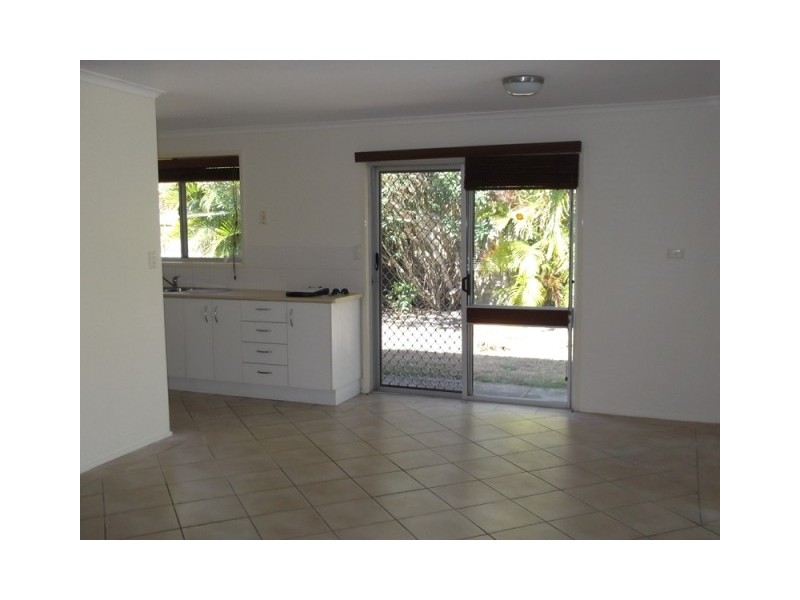 1 Otama Court, Warana QLD 4575
