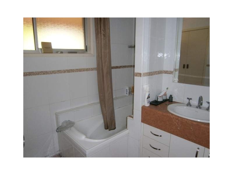 4 Koolinda Street, Warana QLD 4575