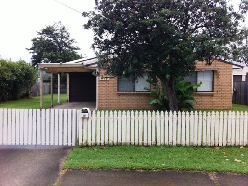 291 Nicklin Way, Warana QLD 4575