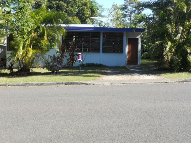 24 Parkway Drive, Mooloolaba QLD 4557